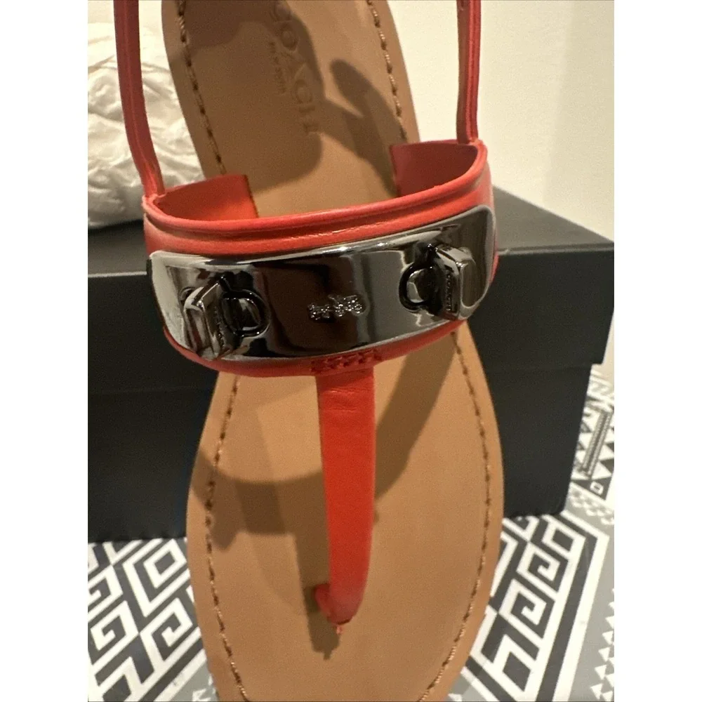 Coach Size 5 Gracie Double Turn Lock Thong Swagger Sandals Carmine